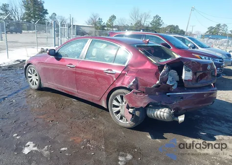 2009 Hyundai Genesis 3.8 z USA, uszkodzony, nr VIN KMHGC46EX9U051295